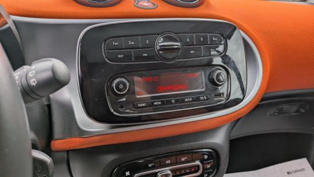 SMART ForTwo Smart ForTwo 1.0 71cv AUTOM. TETTO PANORAMICO rif. 23692358 - Foto 10
