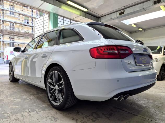 Audi A4 Avant 2.0 TDI 150cv Euro 6B Ambient - Foto 4