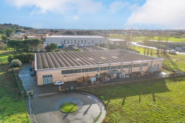 Capannone industriale in vendita a Calcinaia 3000 mq Rif: 1095417