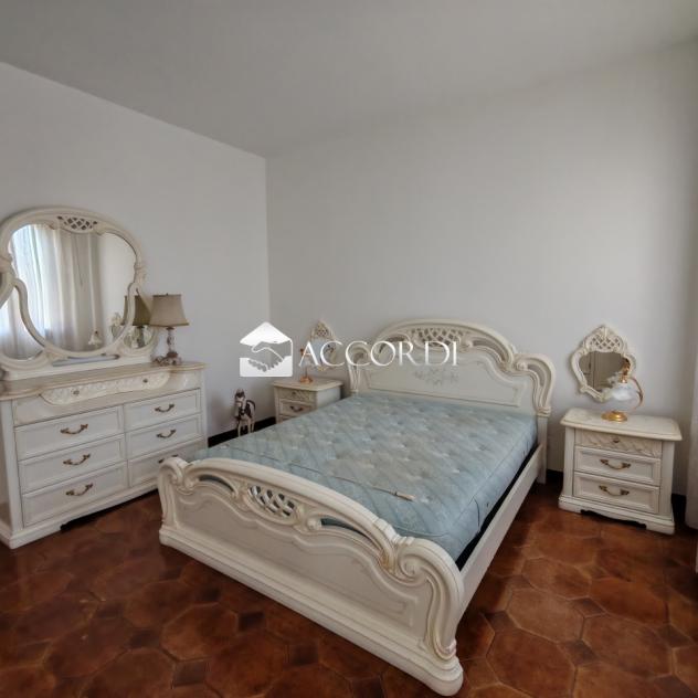 CASA INDIPENDENTE di 7 vani e di 350 mq (CASTELCUCCO) rif. BL109 - Foto 12
