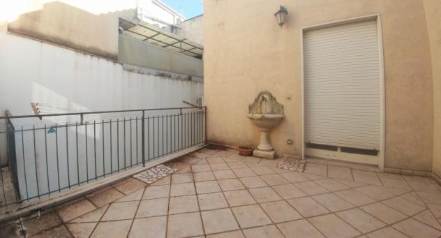 Floridia : immobile semi indipendente di mq 500 - Foto 10