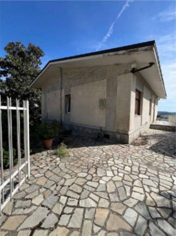 Immobile in asta di 171 m², box auto in vendita a Treville - Foto 2