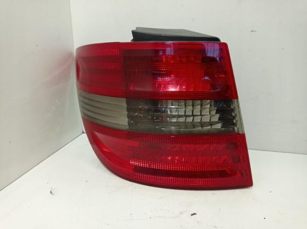 STOP FANALE POSTERIORE SINISTRO MERCEDES Classe B W245 1° Serie A1698202564 640940 (0511)