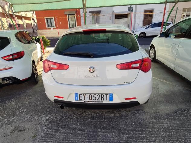 Alfa Romeo Giulietta 1.6 JTDm-2 105 CV Distinctive - Foto 5