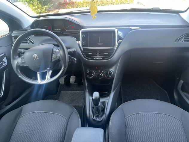 Peugeot 208 BlueHDi 01/2017 5 P **KM 88230** - Foto 10