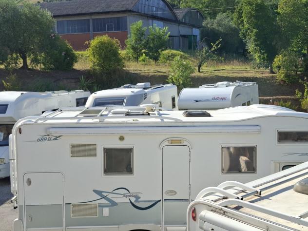 CAMPER RIMOR FORD MANSARDATO 7 POSTI DOPPIA DINETTE LETTI CASTELLO CLIMATIZZATORE FOTOVOLTAICO GEMELLATO POSTERIORE CAMPEGGIO USATI GENERALI 1539 - Foto 5