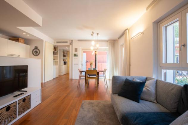 Attico / Mansarda di 145 m² con 3 locali e box auto in vendita a Milano - Foto 9