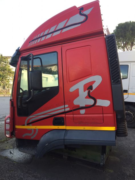 Cabina EUROTRAKKER - Foto 3