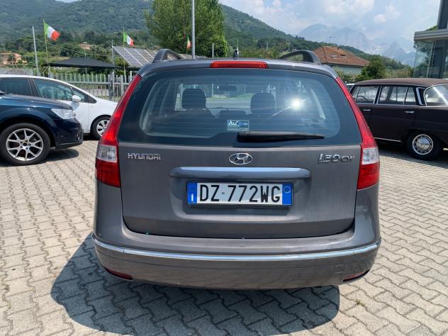 Hyundai i30 CW 1.4 16V 109CV BlueDr. GPL Act.Sp. - Foto 6