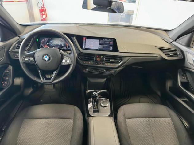 BMW 120 i 5p. Business Advantage rif. 23926622 - Foto 9