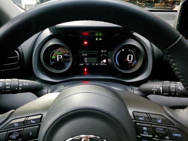 Toyota Yaris 1.5 HYBRID 95CV E-CVT AUTOMATIC HB TREND (TEAM DEUTSCHLAND) - FULL LED NAV CARPLAY CLIMA CAMERA CERC - Foto 6