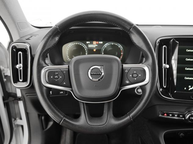 Volvo XC40 D3 AWD Geartronic Momentum - Foto 10