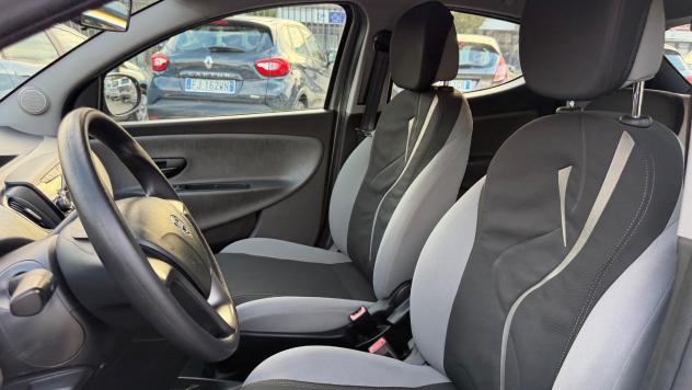 Lancia Ypsilon 1.2 69 CV 5 porte Platinum - Foto 10