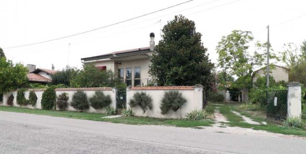 Villa in vendita a Sermide e Felonica
