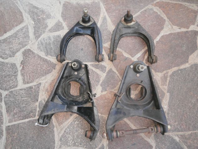 KIT 4 BRACCI ANTERIORI SUPERIORI ED INFERIORI PER FIAT 124 SPORT SPIDER COUPE'