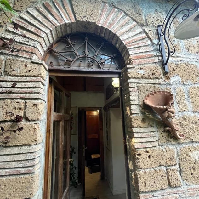 Nella frazione di Osteriola, nel comune di Proceno a pochissimi passi da San Giovanni delle Contee
vendiamo Immobile completamente ristrutturato libe - Foto 20