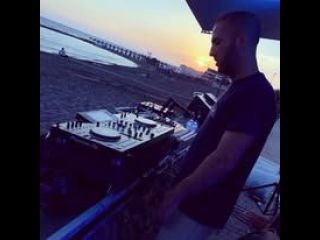 TI PIACE LA MUSICA? lA TECNOLOGIA? SEI UN DJ ? ABBIAMO UNA PROPOSTA PER TE !!
