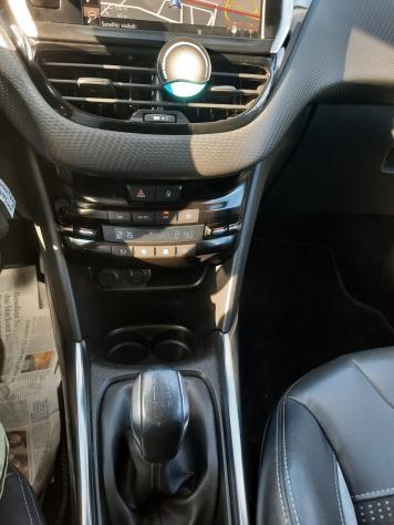 Peugeot 2008 PureTech 82 Allure - Foto 3