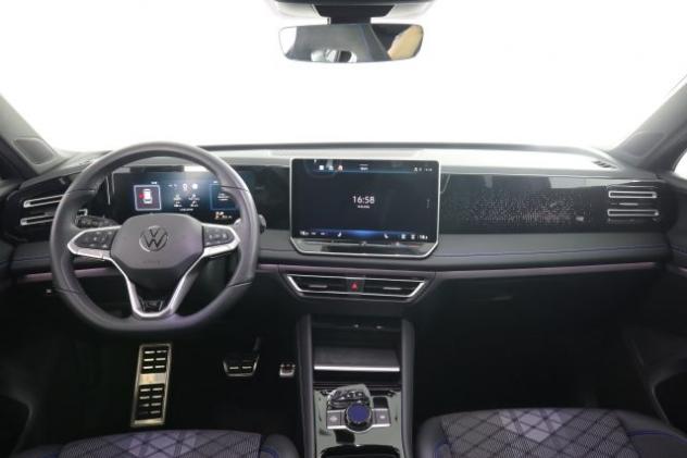 VOLKSWAGEN Tiguan 3ª serie 2.0 TDI 150 CV DSG R-Line rif. 23744779 - Foto 4