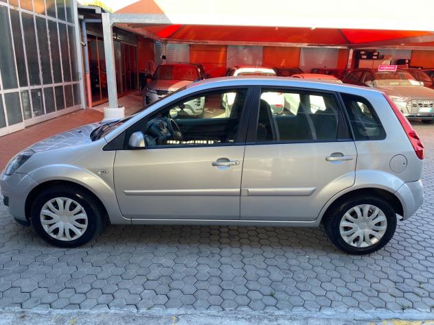 Ford Fiesta ADATTA A NEOPATENTATI 1.2 16V 5p. - Foto 3