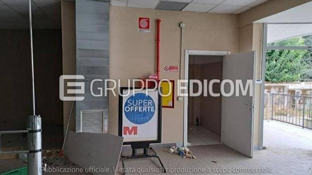 Fabbricati costruiti per esigenze commerciali di 1400 mq in vendita a Oleggio - Rif. 4557580 - Foto 6