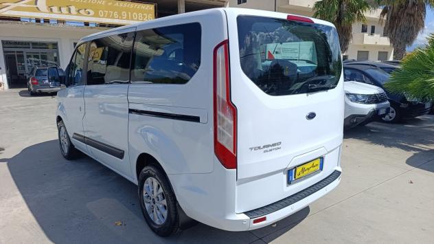 Ford Tourneo Custom 2.0EcoBlue 130CV 6 POSTI AUTOCARRO (9 POSTI) - Foto 4
