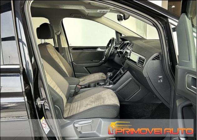 VOLKSWAGEN Touran 2.0 TDI 150 CV SCR DSG Highline rif. 20328093 - Foto 2