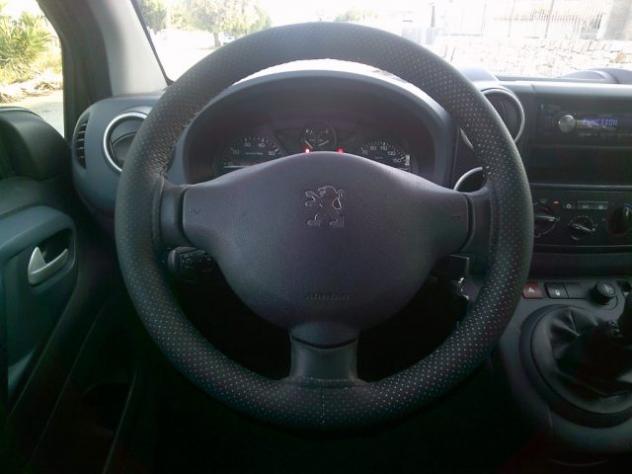 PEUGEOT Partner Tepee 1.6 HDi 90CV AUTOCARRO 5 POSTI rif. 22937866 - Foto 9