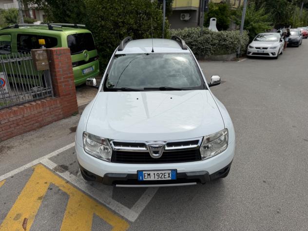 Dacia Duster 1.6 110CV 4x2 Laurte NEOPATENTATI - Foto 6