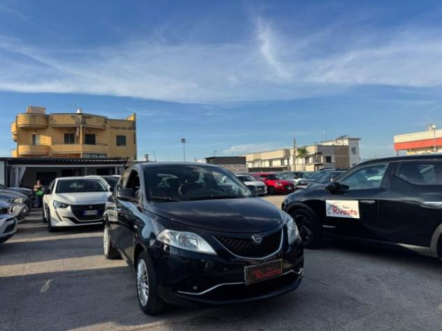LANCIA Ypsilon 1.2 69 CV 5 porte GPL Ecochic Gold rif. 24156919 - Foto 2