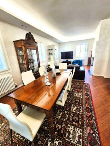 Villa di 268 m² con più di 5 locali e box auto doppio in vendita a Mirano - Foto 3