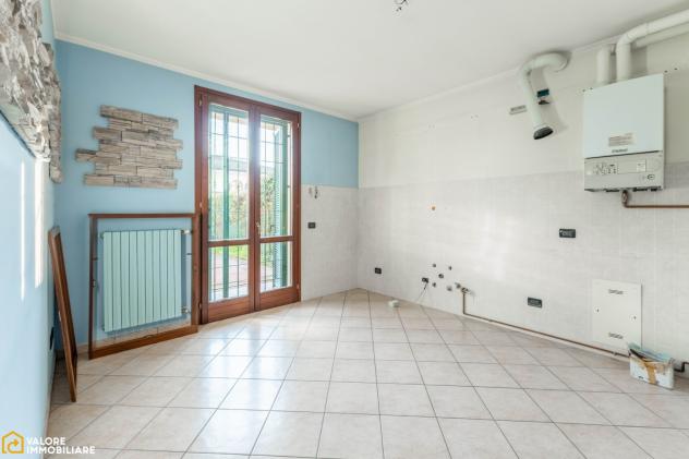 VILLA A SCHIERA di 4 vani e di 125 mq (SPINO D'ADDA) rif. 000001300 - Foto 12