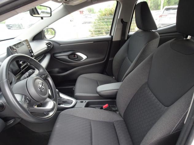 Toyota Yaris 4ª serie 1.5 Hybrid 5 porte Trend - Foto 8
