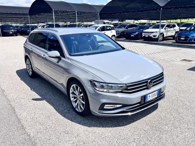 Volkswagen Passat 2.0 TDI SCR 200CV Executive DSG - Foto 2