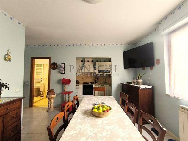 Appartamento su più livelli - zona residenziale - Foto 6
