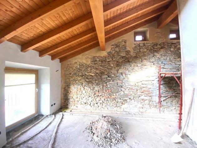 ATTICO DI 120 MQ CON POSTO AUTO A OLGIATE MOLGORA - Foto 9