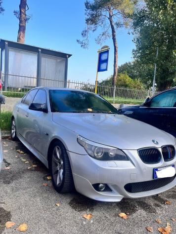 VARI PEZZI DI RICAMBIO BMW 530