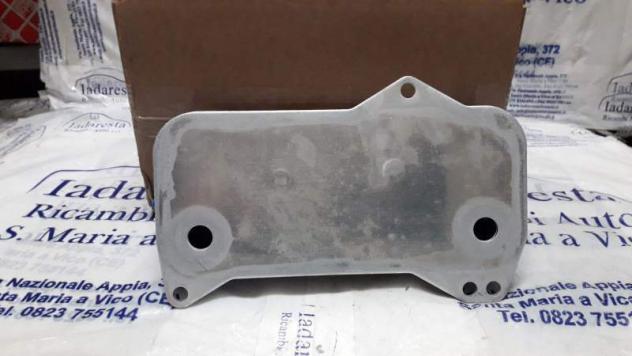 Radiatore olio motore audi q3 2.0 tdi 0bh317019 - Foto 3