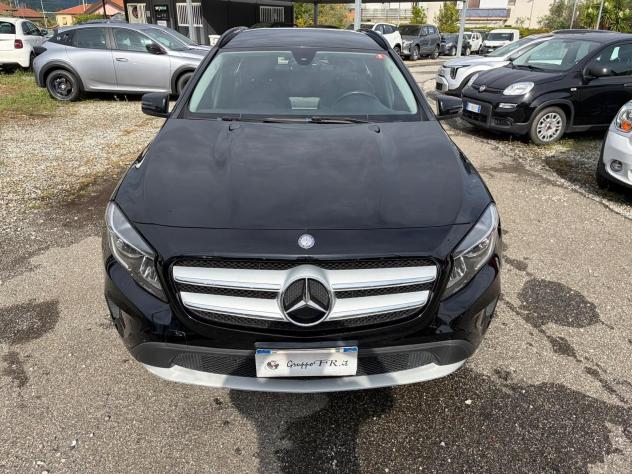 Mercedes-Benz GLA 180 d Business - Foto 2