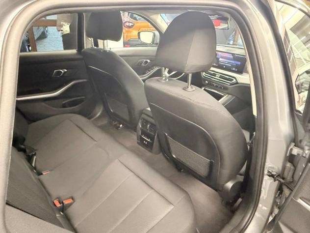 Bmw serie 3 sw 318d 48V Touring - Foto 5