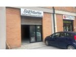 Locale commerciale in vendita a Ancona