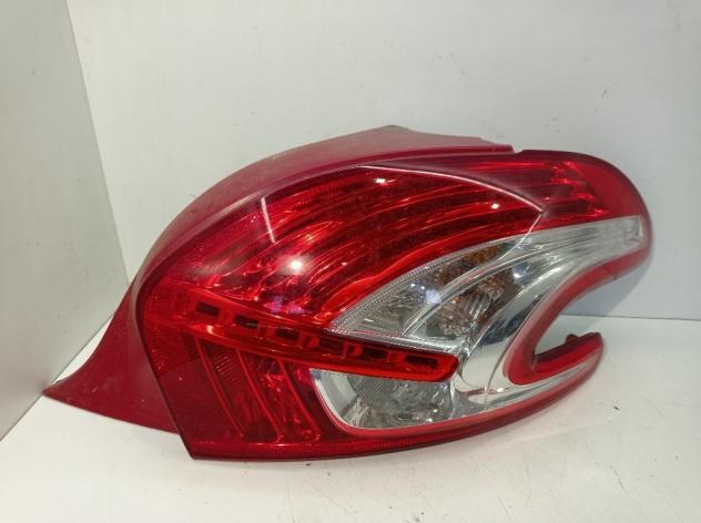 STOP FANALE POSTERIORE DESTRO PEUGEOT 208 Serie 9672628380 EP3C (1219)