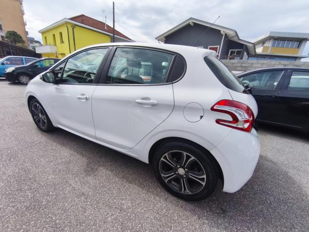Peugeot 208 1.4 VTi 95 CV 5p. GPL Allure - Foto 2