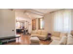 Porzione di casa in vendita a Sarzana
