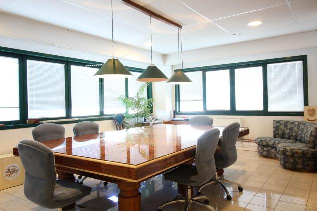 Ufficio in affitto a Cascina 240 mq Rif: 1201835
