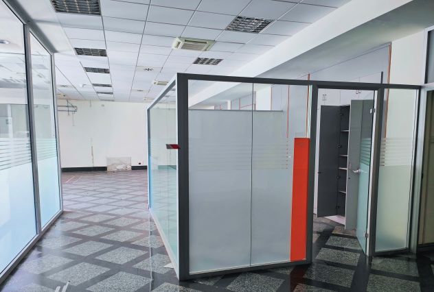 Ufficio - Studio - postazione lavoro coworking ROMA