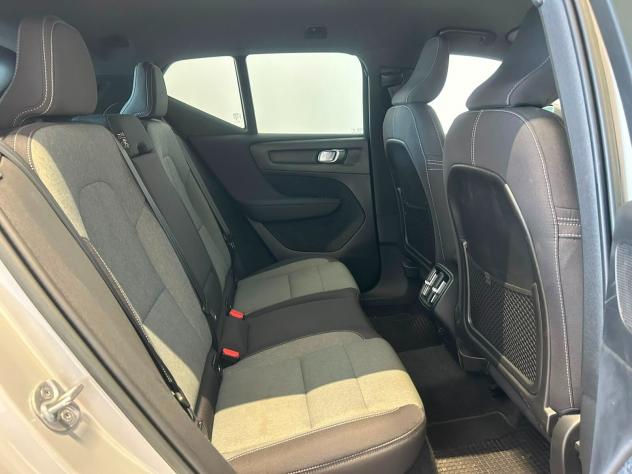 Volvo XC40 T2 AUT. CORE - Foto 5