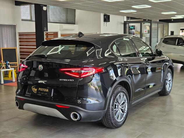 Alfa Romeo Stelvio 2.2 Turbodiesel 190 CV AT8 Q4 Business - Foto 4