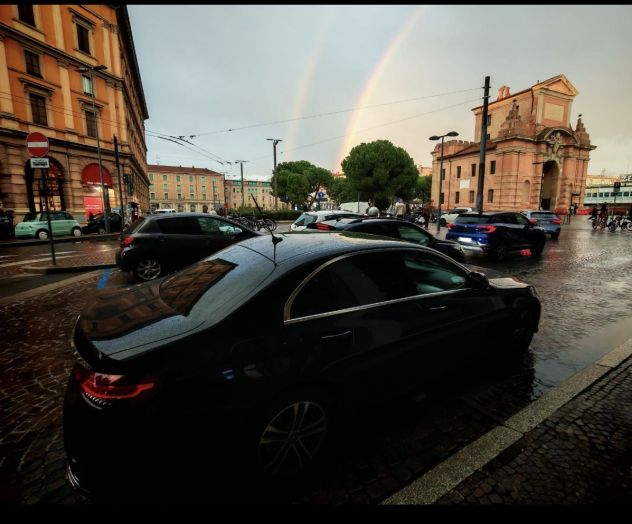 Vendesi licenza NCC del Comune di Bologna