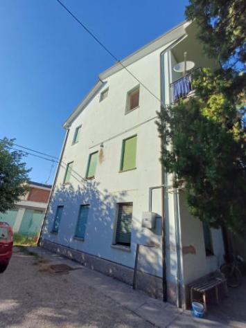 Appartamento di 100 m² con 3 locali e box auto in vendita a Soliera